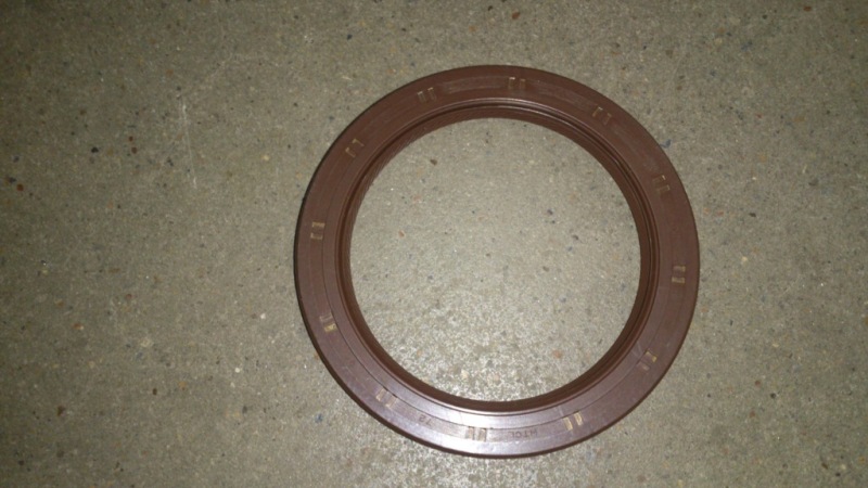 картинка САЛЬНИК КОЛЕНВАЛА ЗАДНИЙ (72х96х7,5) BYD F3    10237757-00  17.01.0600F3001
