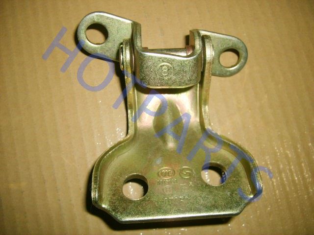 картинка ПЕТЛЯ №5 ВЕХНЯЯ ЗАДНЕЙ ПРАВОЙ ДВЕРИ GW DEER SAFE  6206300-D01
